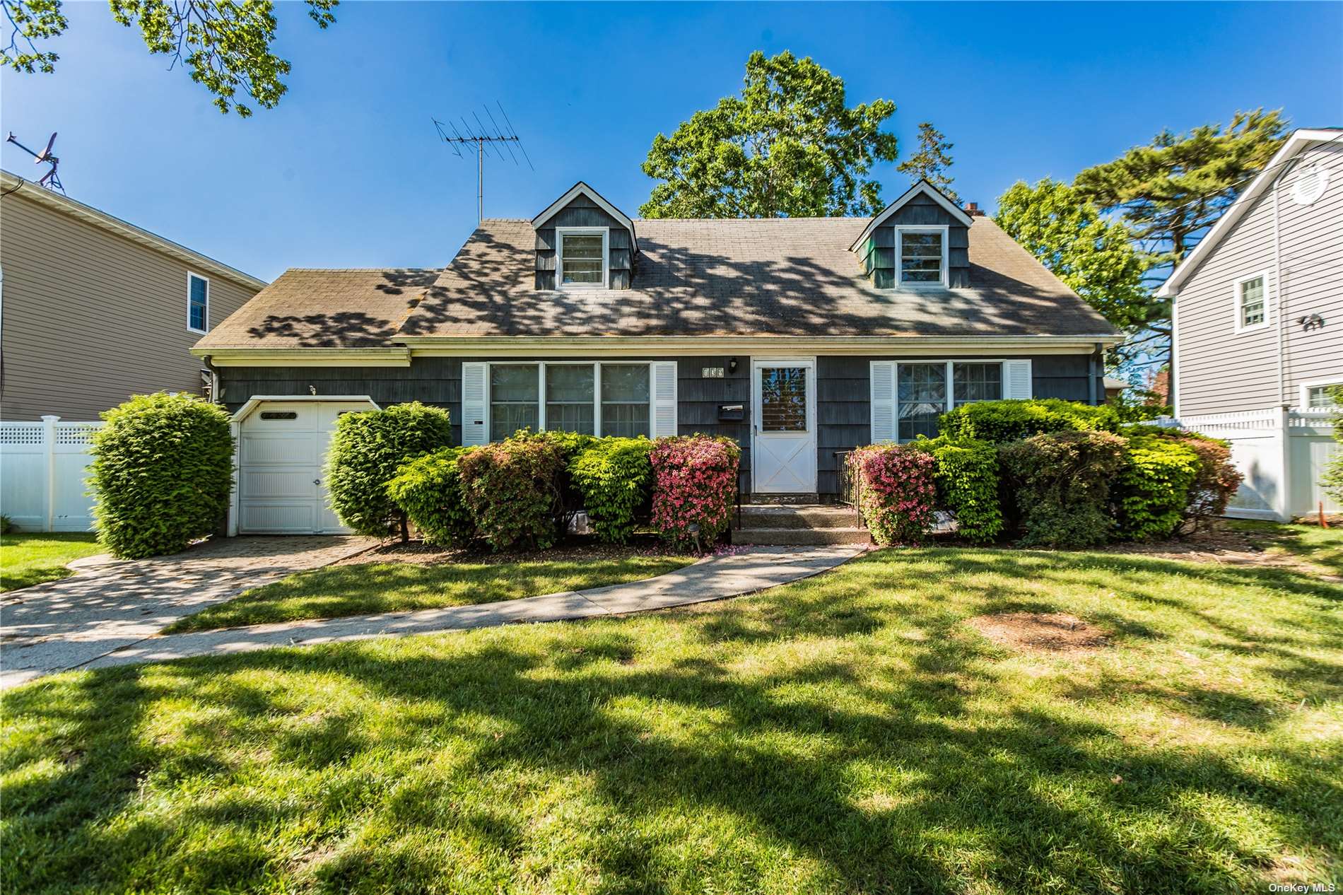 #1 photo, 139 New Hampshire Avenue, Massapequa , NY 11758