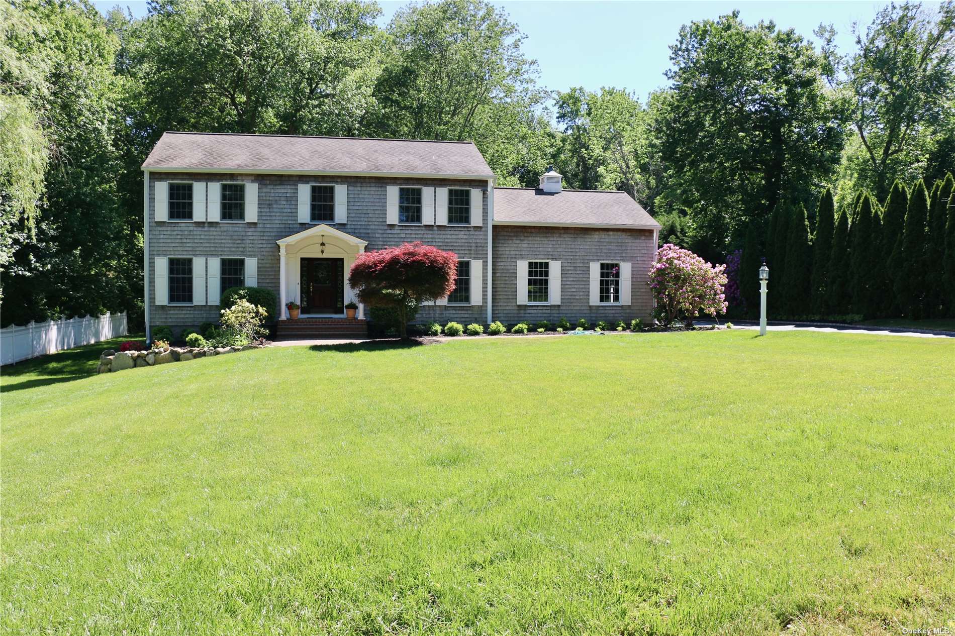 #1 photo, 52 Breeze Hill Road, Northport , NY 11768