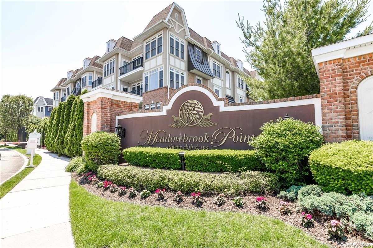 #1 photo, 378 Trotting Lane, ナッソー郡 Westbury , NY 11590