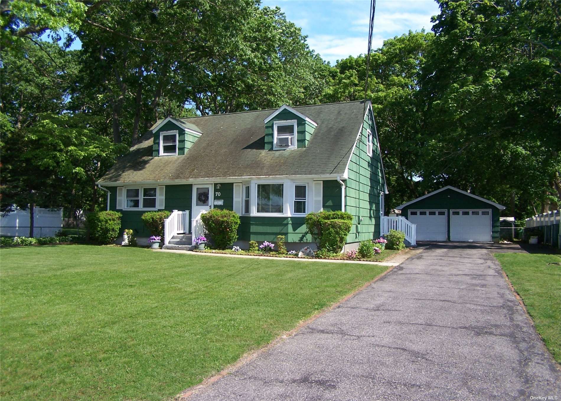 #1 photo, 70 Pitt Avenue, Deer Park , NY 11729