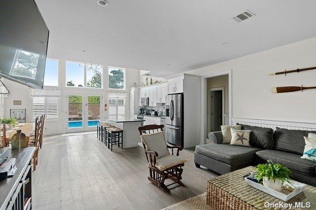 #17 photo, 674 Ocean Breeze, Ocean Beach , NY 11770