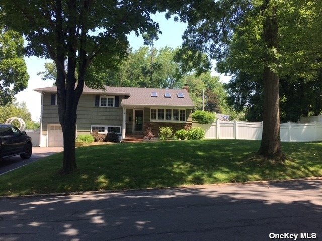 #1 photo, 54 Old Town Lane, 東長島 亨廷顿 Halesite , NY 11743