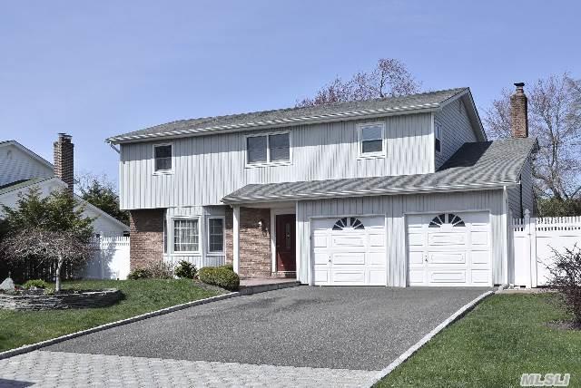 #1 photo, 75 Stuyvesant Road, سوفولك Oakdale , NY 11769