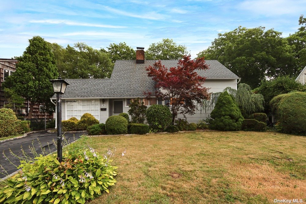 #1 photo, 184 Choir Lane, নাসাউ কাউন্টি Westbury , NY 11590