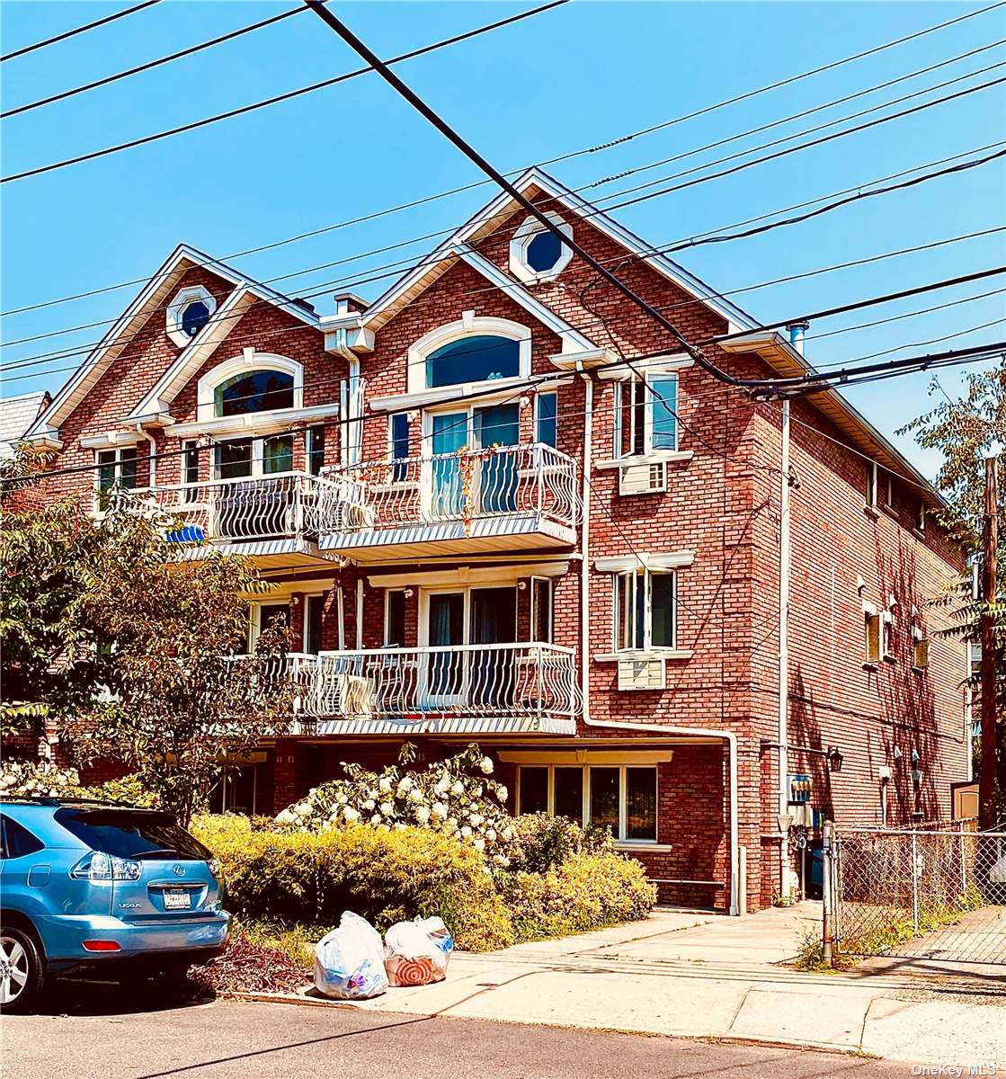 #1 photo, 61-43 218th Street, Bayside , NY 11364