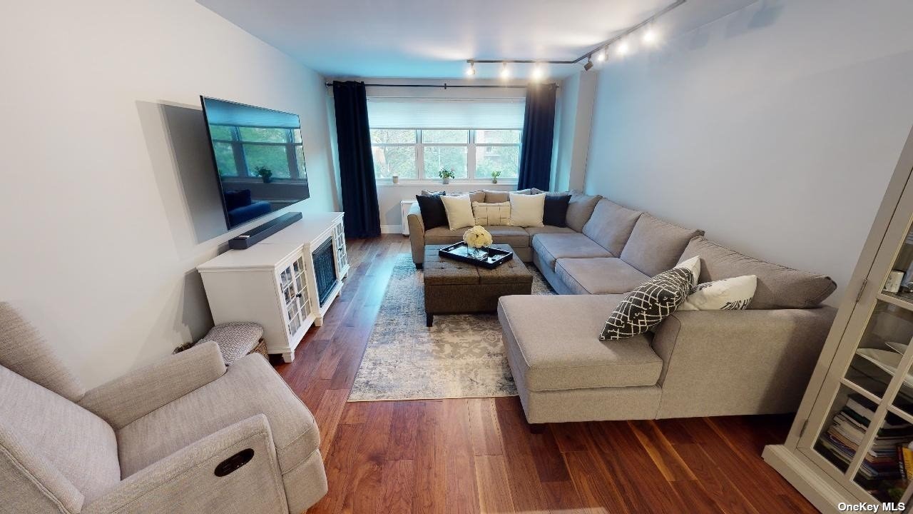 #1 photo, 66-36 Yellowstone Boulevard, Forest Hills , NY 11375