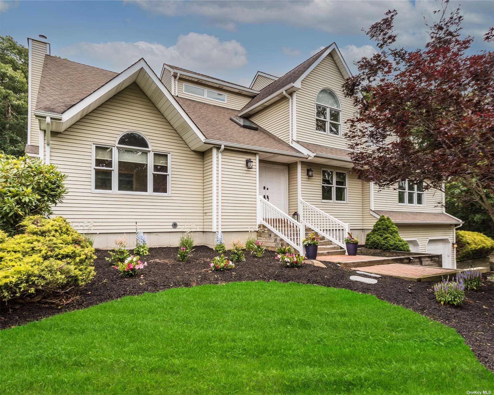 #1 photo, 717 Meadow Road, Smithtown , NY 11787