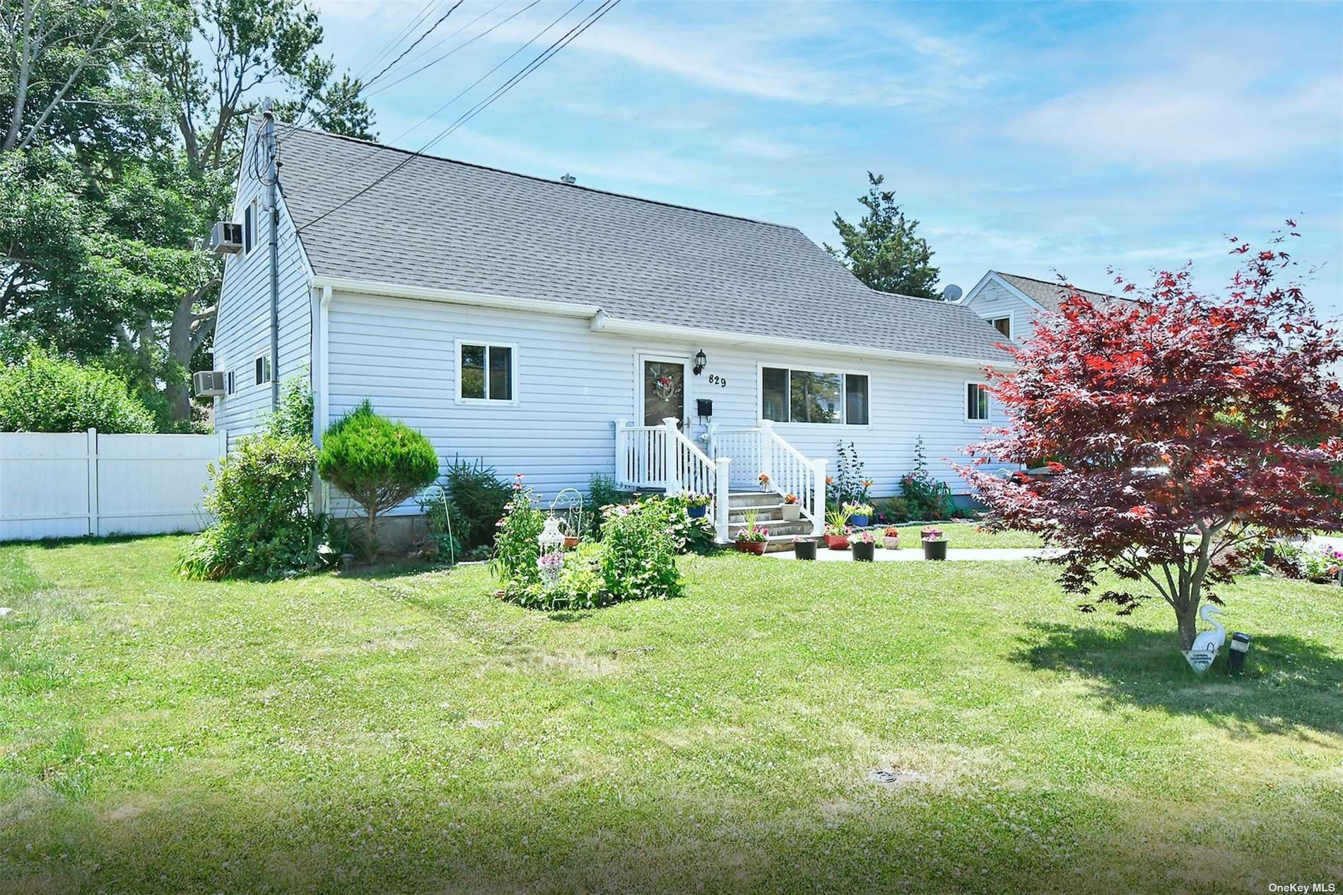 #1 photo, 829 14th Street, West Babylon , NY 11704