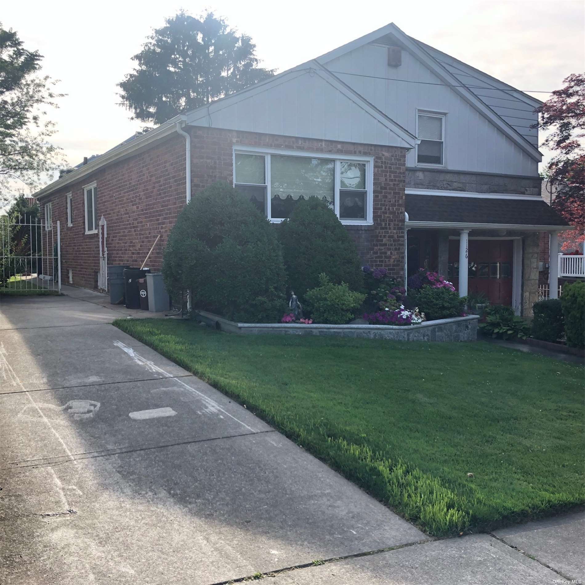 #1 photo, 11-26 143rd, 뉴욕퀸즈 Malba , NY 11357