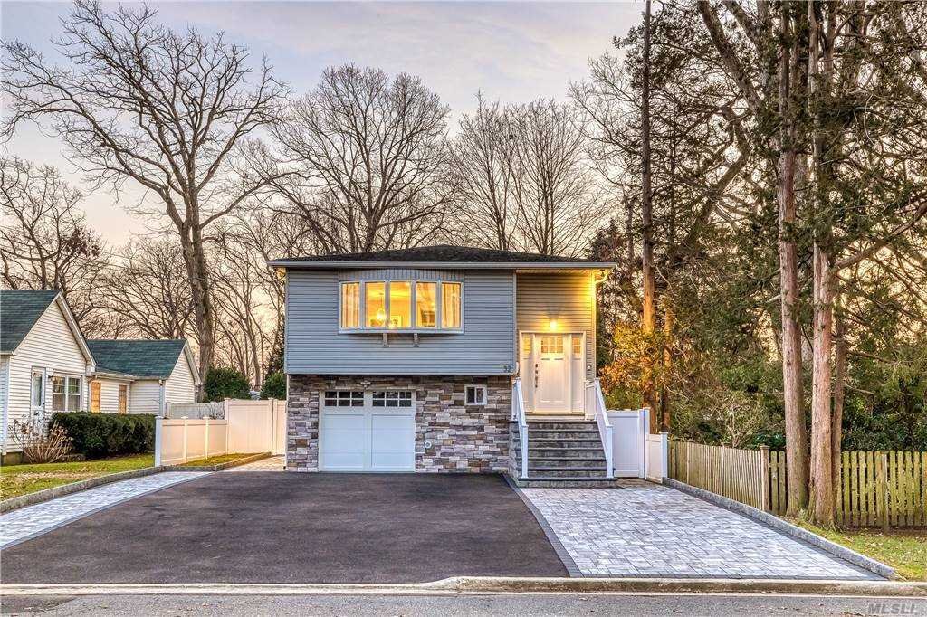 #1 photo, 32 Linden Street, Massapequa , NY 11758