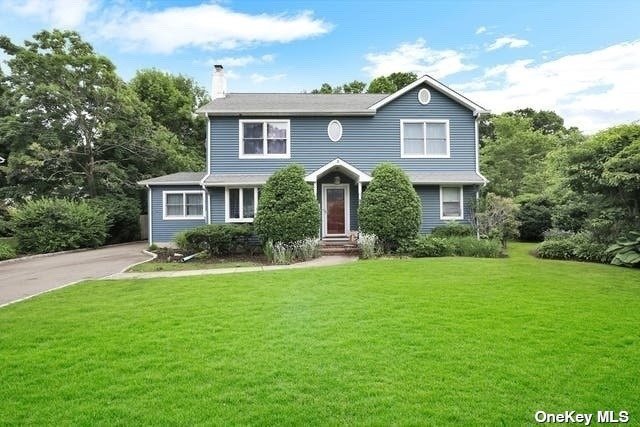 #1 photo, 3 Barclay Street, Huntington Station , NY 11746