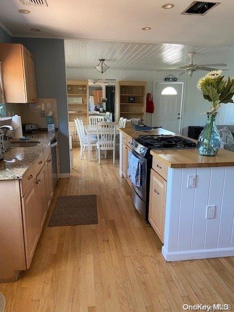 #6 photo, 664 Ocean Breeze, Ocean Beach , NY 11770