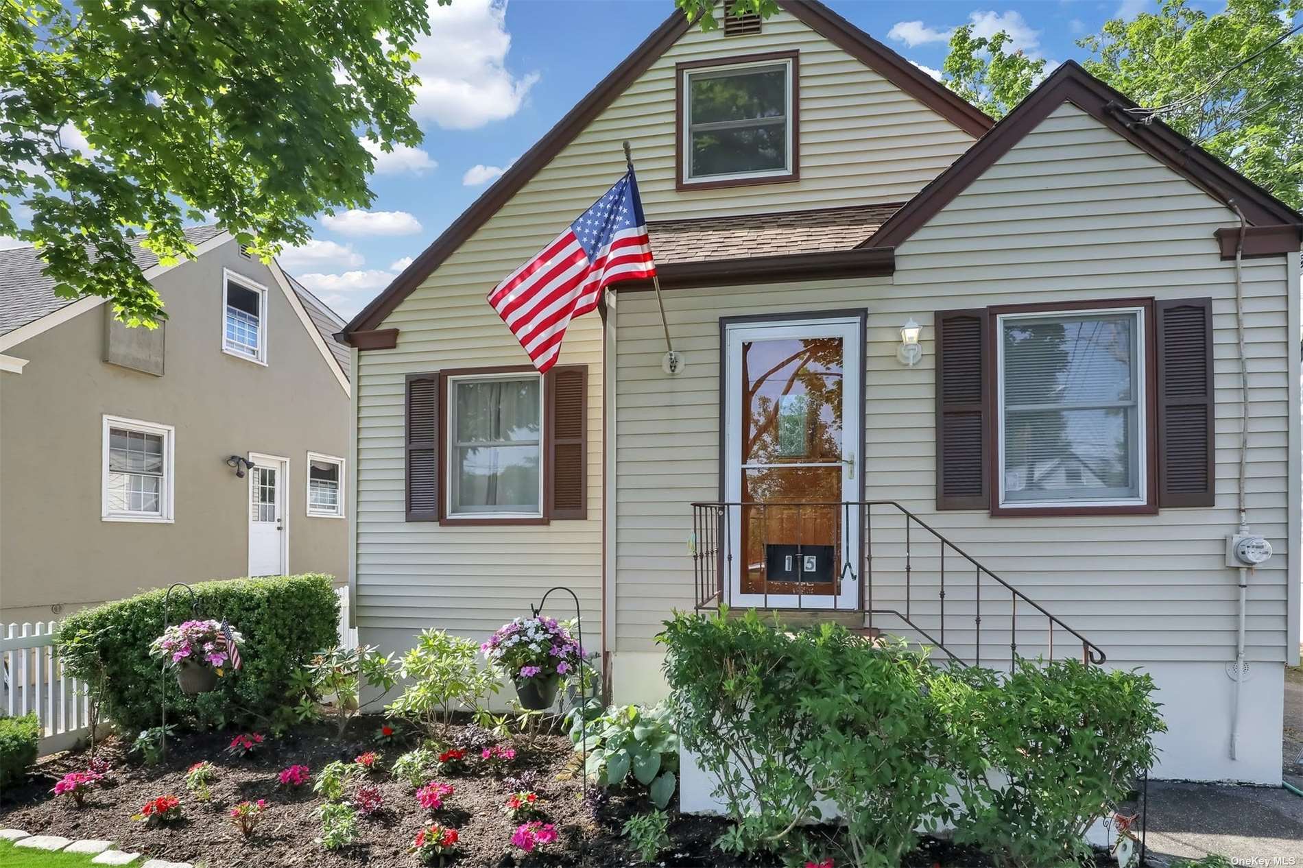 #1 photo, 15 Rugby Road, ナッソー郡 Merrick , NY 11566