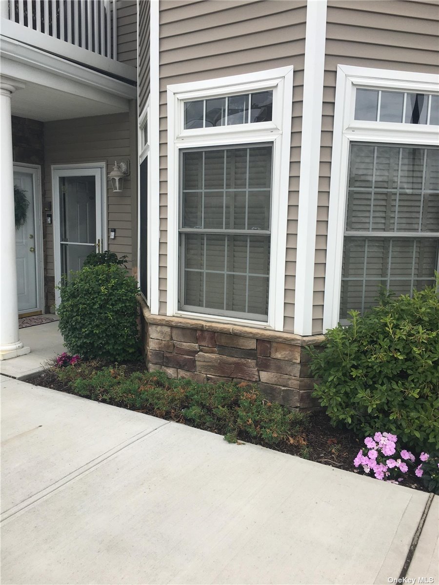#1 photo, 67 Jacqueline Way, North Babylon , NY 11703