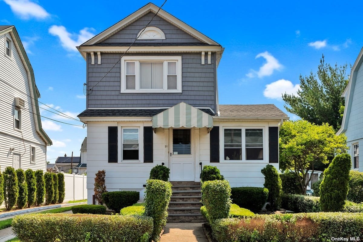 #1 photo, 31 Garden Street, Valley Stream , NY 11581