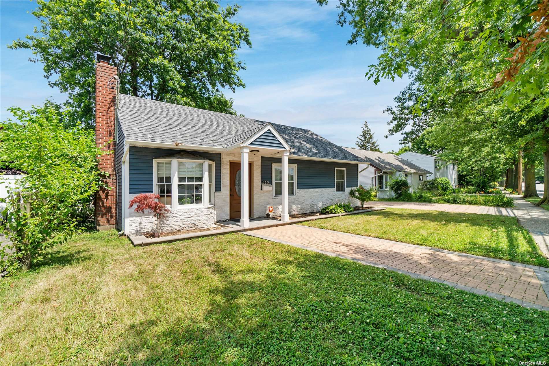 #1 photo, 540 Old Country Road, Plainview , NY 11803