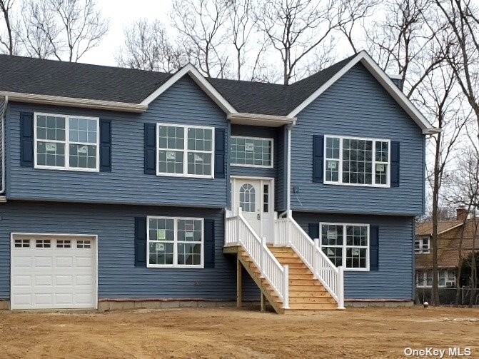 #1 photo, 9 Manhattan Avenue, Centereach , NY 11720