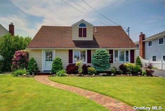 #1 photo, 57 Nearwater Avenue, Massapequa , NY 11758