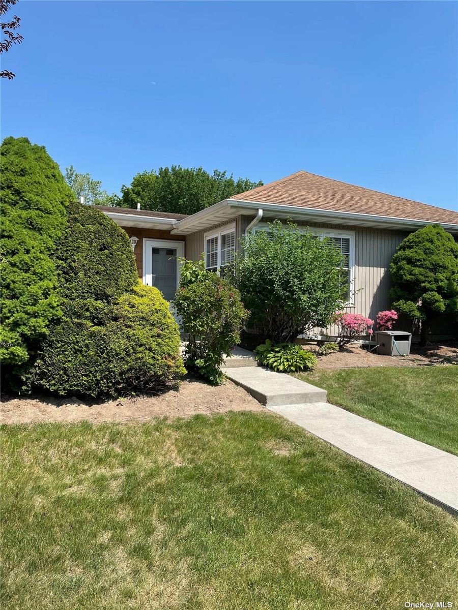 #1 photo, 130 Revere Drive, 东长岛 Sayville , NY 11782