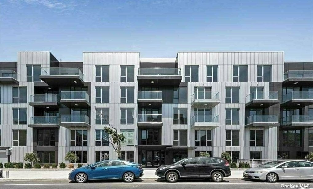 #1 photo, 14-33 31st Ave, クイーンズ区 Astoria , NY 11106