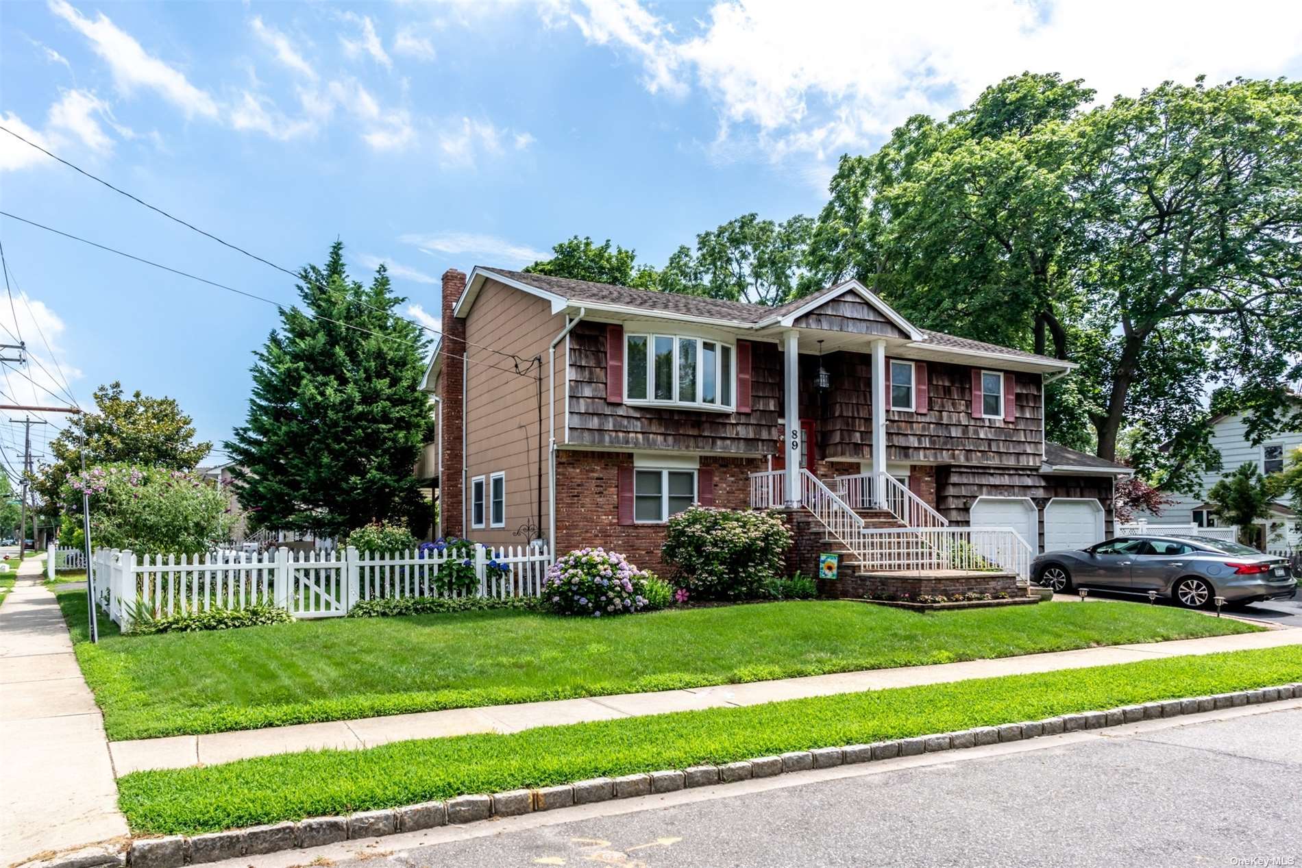 #1 photo, 89 Lenox Avenue, ナッソー郡 Hicksville , NY 11801