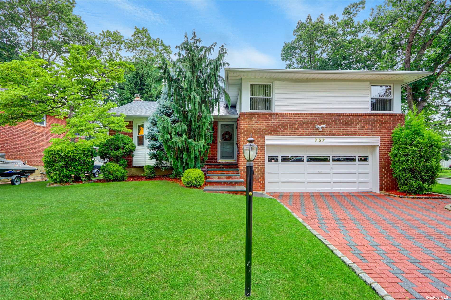 #1 photo, 757 Leslie Lane, East Meadow , NY 11554