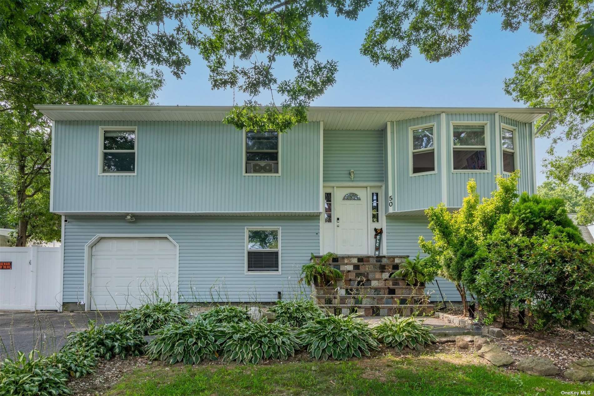 #1 photo, 50 Highview Avenue, সাফোক কাউন্টি Selden , NY 11784