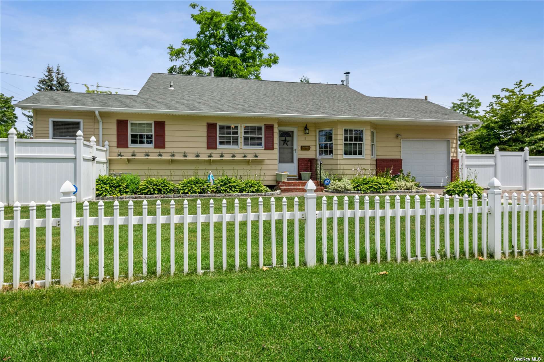 #1 photo, 2 Diane Court, East Northport , NY 11731