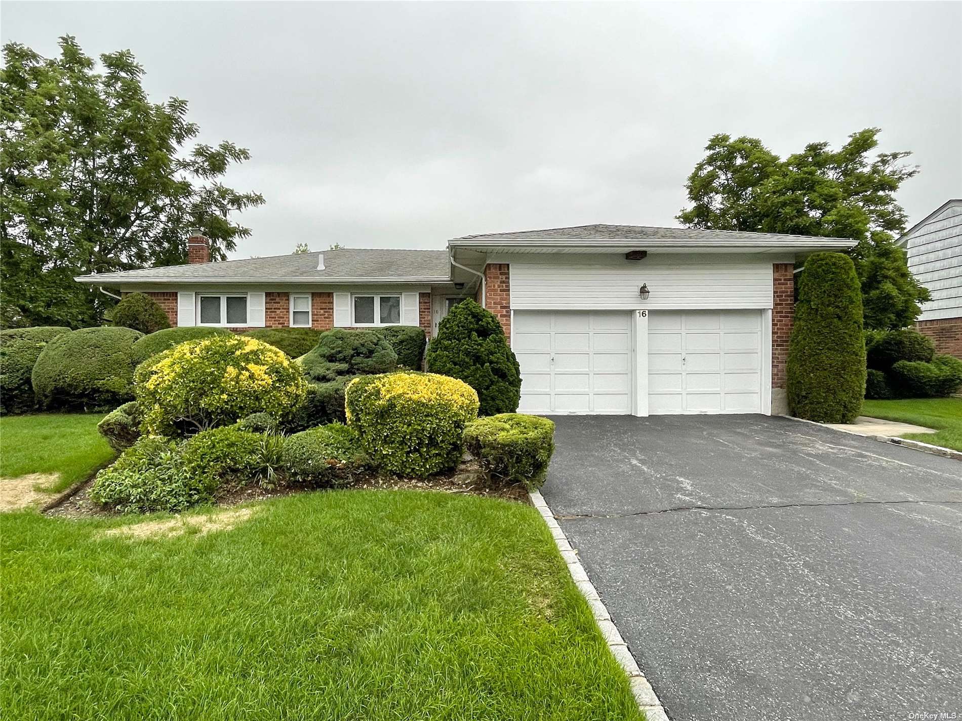 #1 photo, 16 Sullivan Drive, Jericho , NY 11753