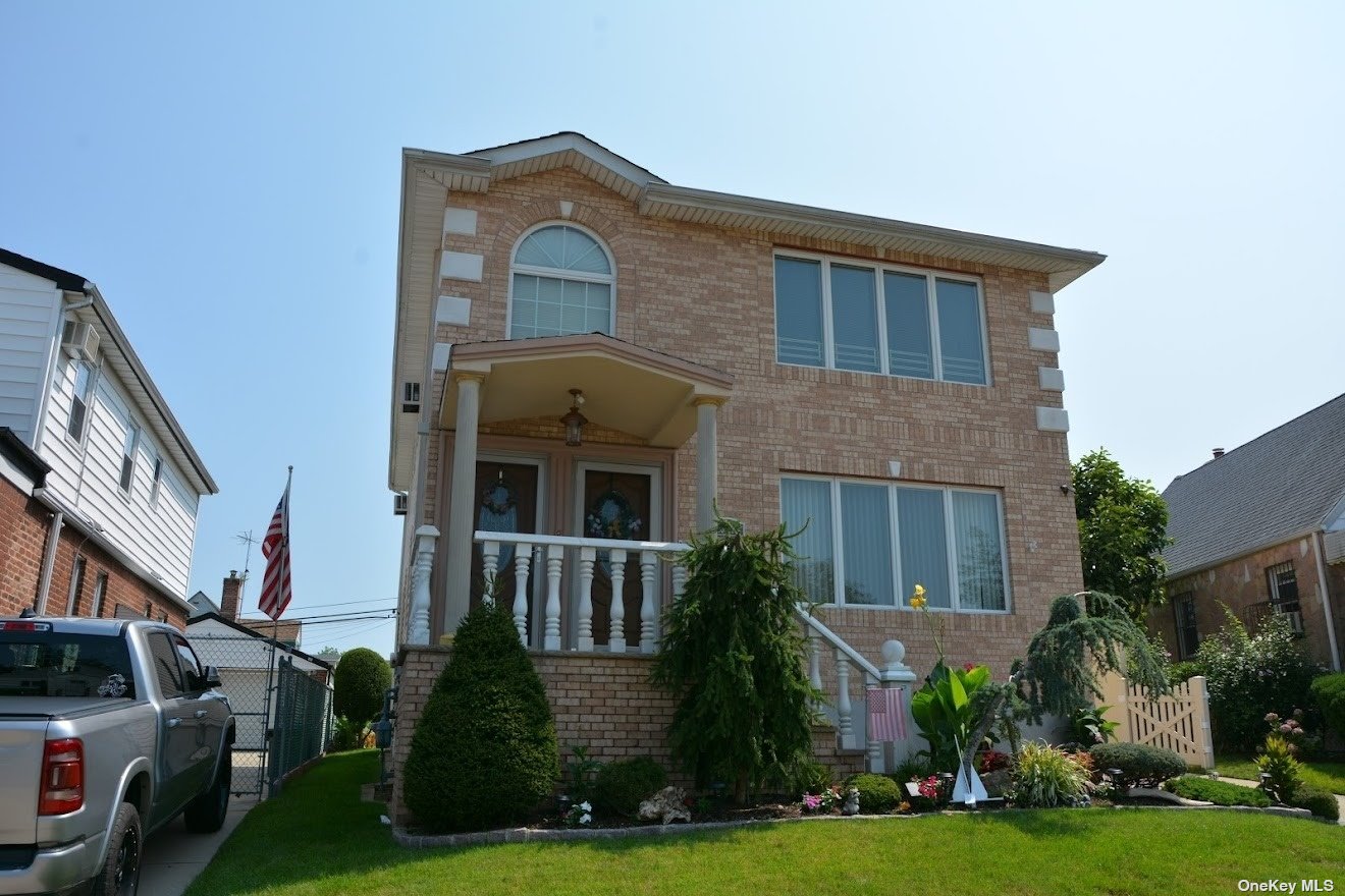 #1 photo, 56-23 194 Street, Fresh Meadows , NY 11365