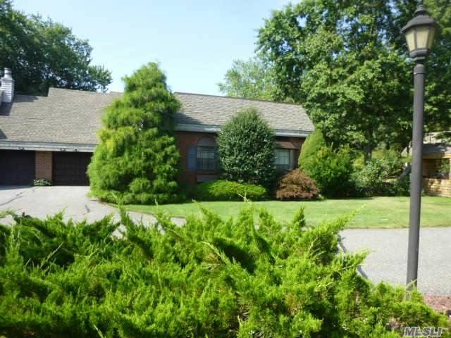 #1 photo, 44 Admirals Drive, Bay Shore , NY 11706