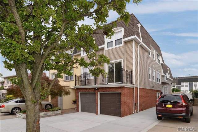 #1 photo, 215-30 23rd Avenue, 皇后区 贝塞 Bayside , NY 11360