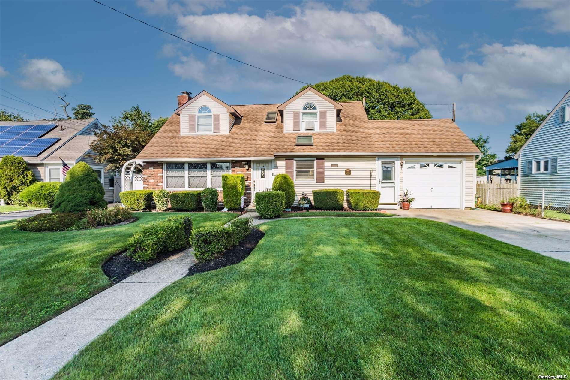 #1 photo, 6 William Street, サフォーク郡 Copiague , NY 11726