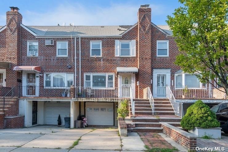 #1 photo, 166-63 17th Rd, Whitestone , NY 11357