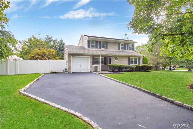 #1 photo, 102 Ontario Street, Саффолк ‖ Port Jefferson Station , NY 11776