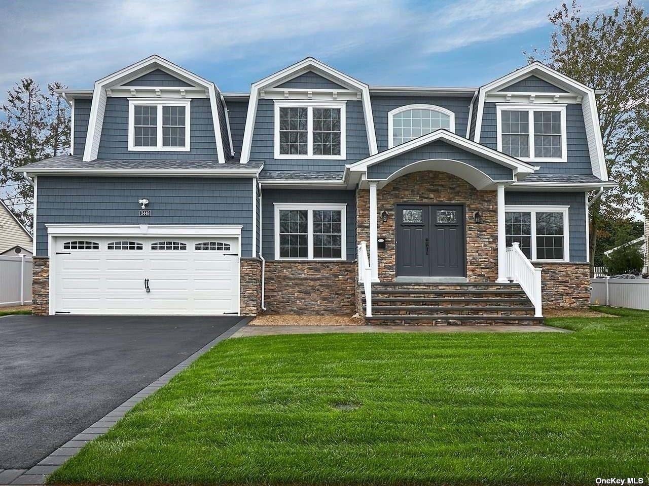 #1 photo, 3 Lark Avenue, Old Bethpage , NY 11804