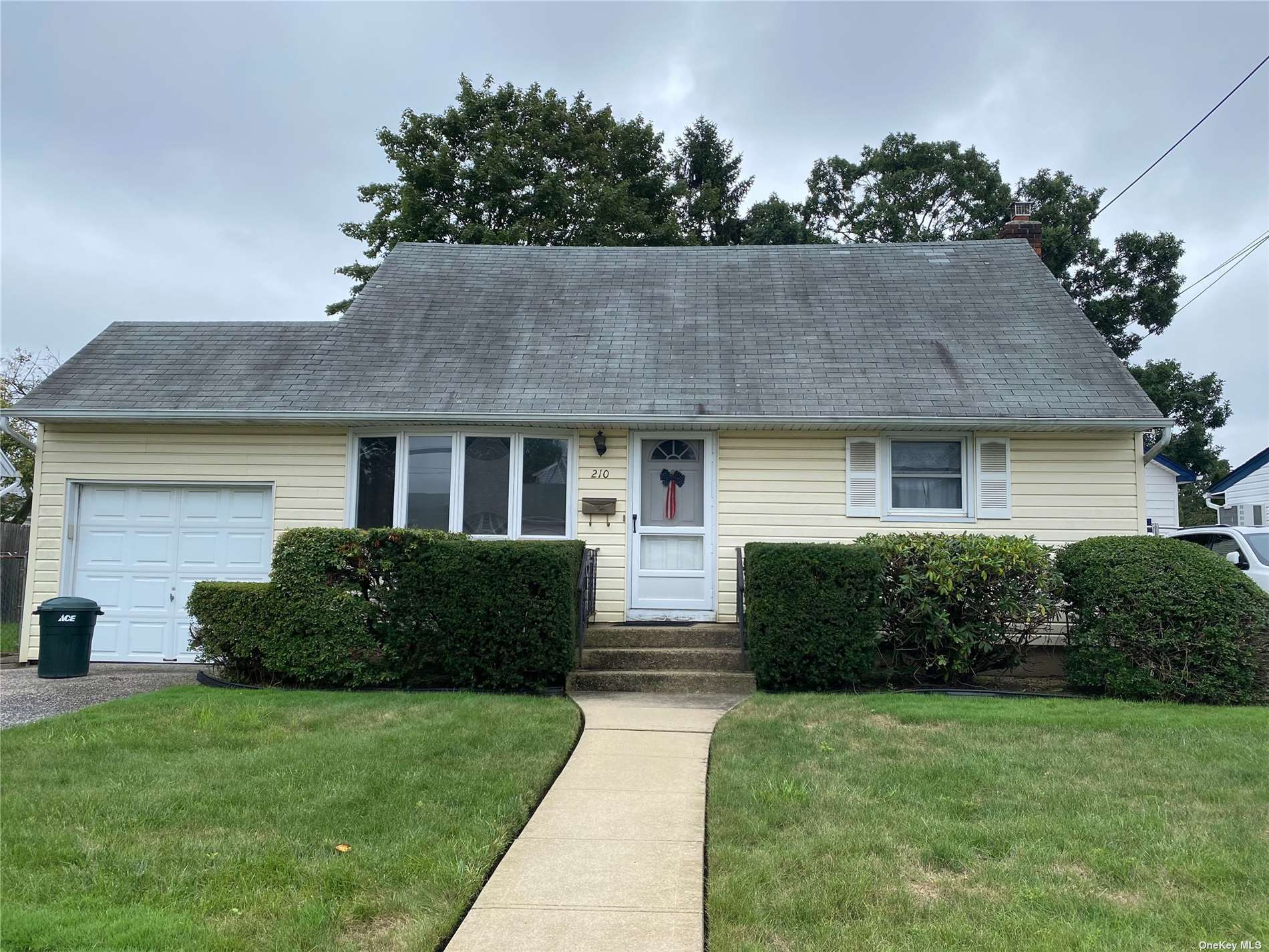 #1 photo, 210 Beech Street, Massapequa , NY 11758