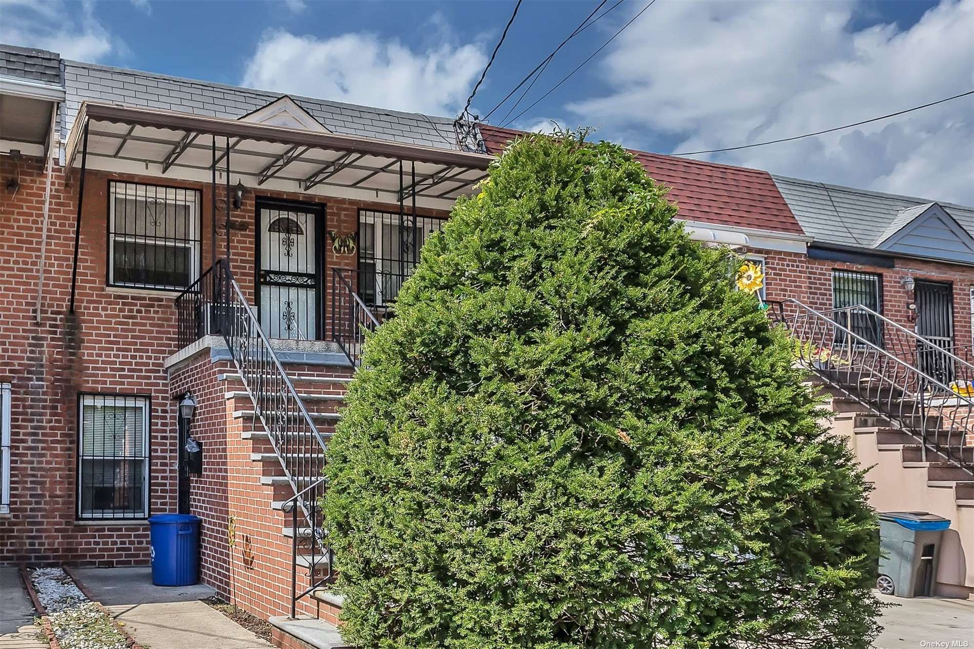 #1 photo, 32-20 72nd Street, 皇后區 艾姆赫斯特 East Elmhurst , NY 11370