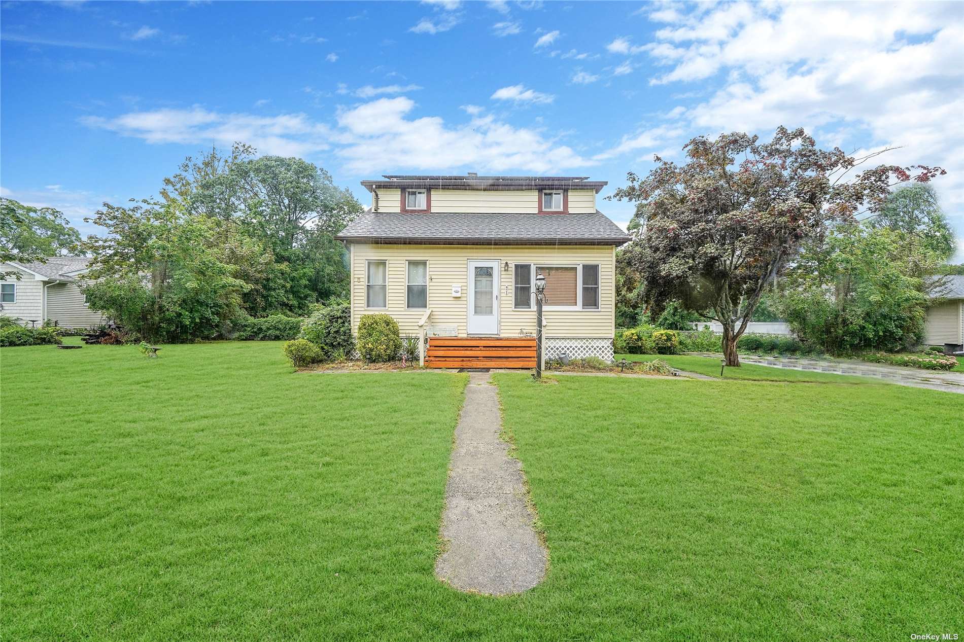 #1 photo, 71 Ironwood Street, サフォーク郡 Islip , NY 11751