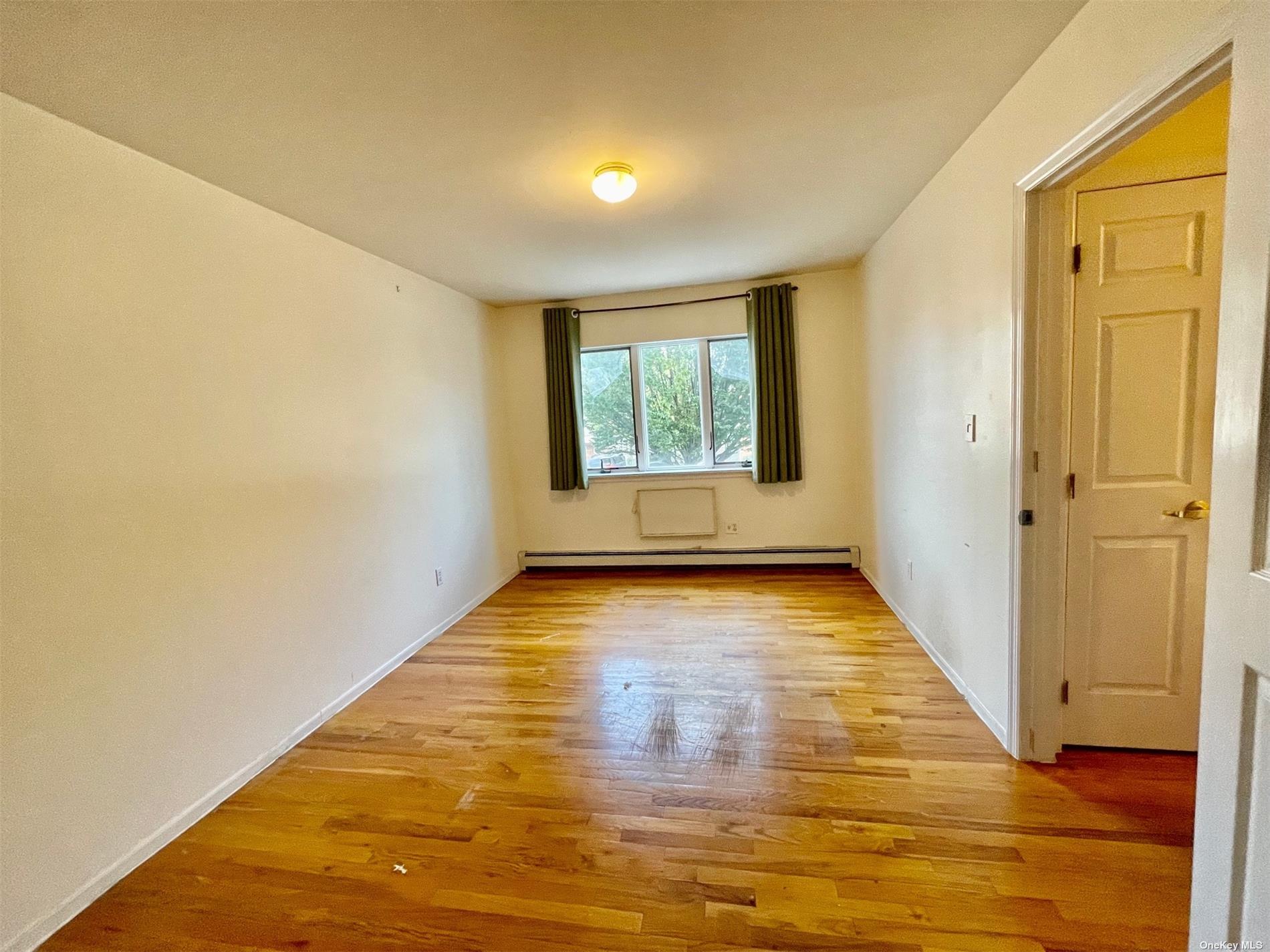 #1 photo, 159-19 45th Avenue, クイーンズ区 Flushing , NY 11358