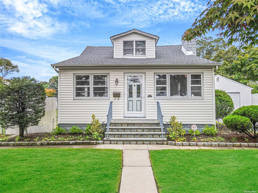 #1 photo, 565 Grand Boulevard, サフォーク郡 Deer Park , NY 11729