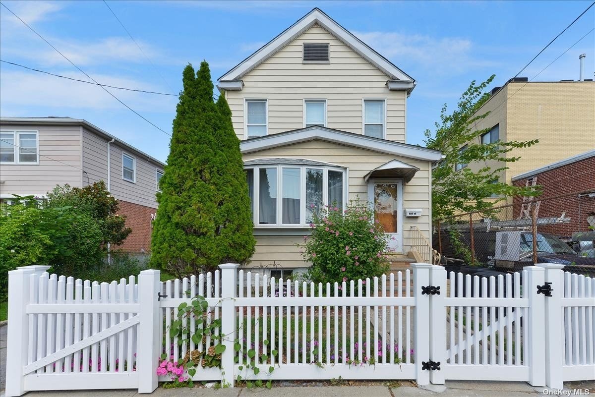 #1 photo, 162-23 77th Road, Flushing , NY 11366