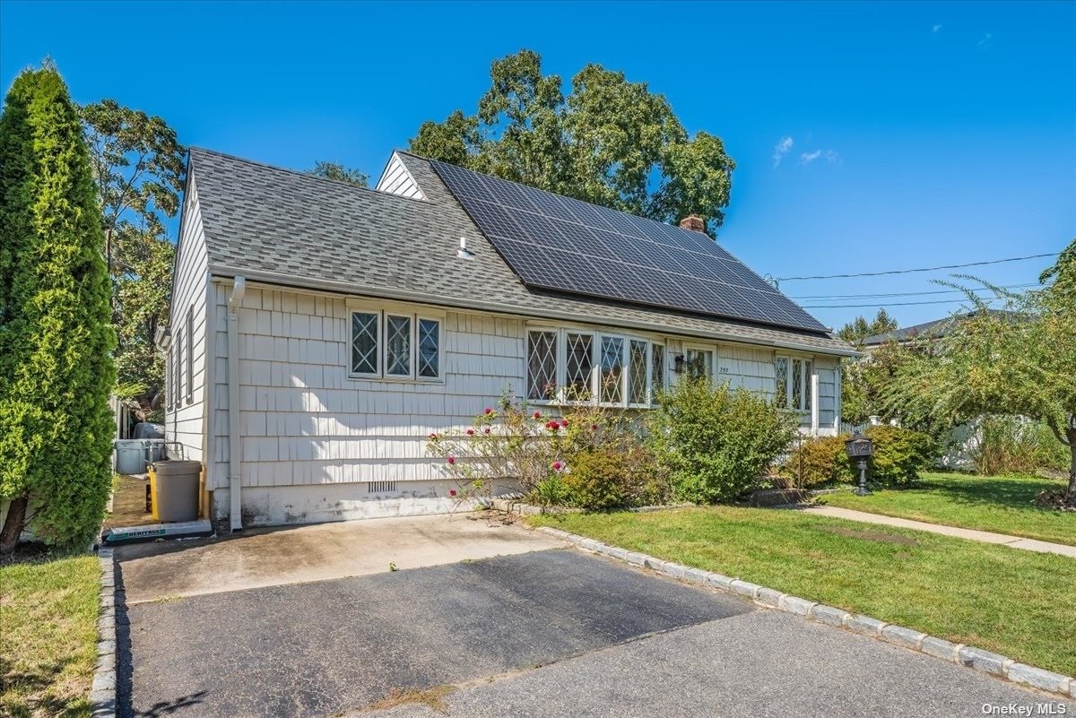 #1 photo, 257 6th Street, Bethpage , NY 11714