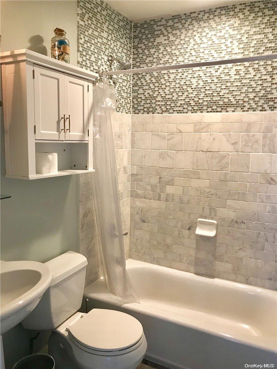 #12 photo, 342 Dehnhoff Walk, Ocean Beach , NY 11770