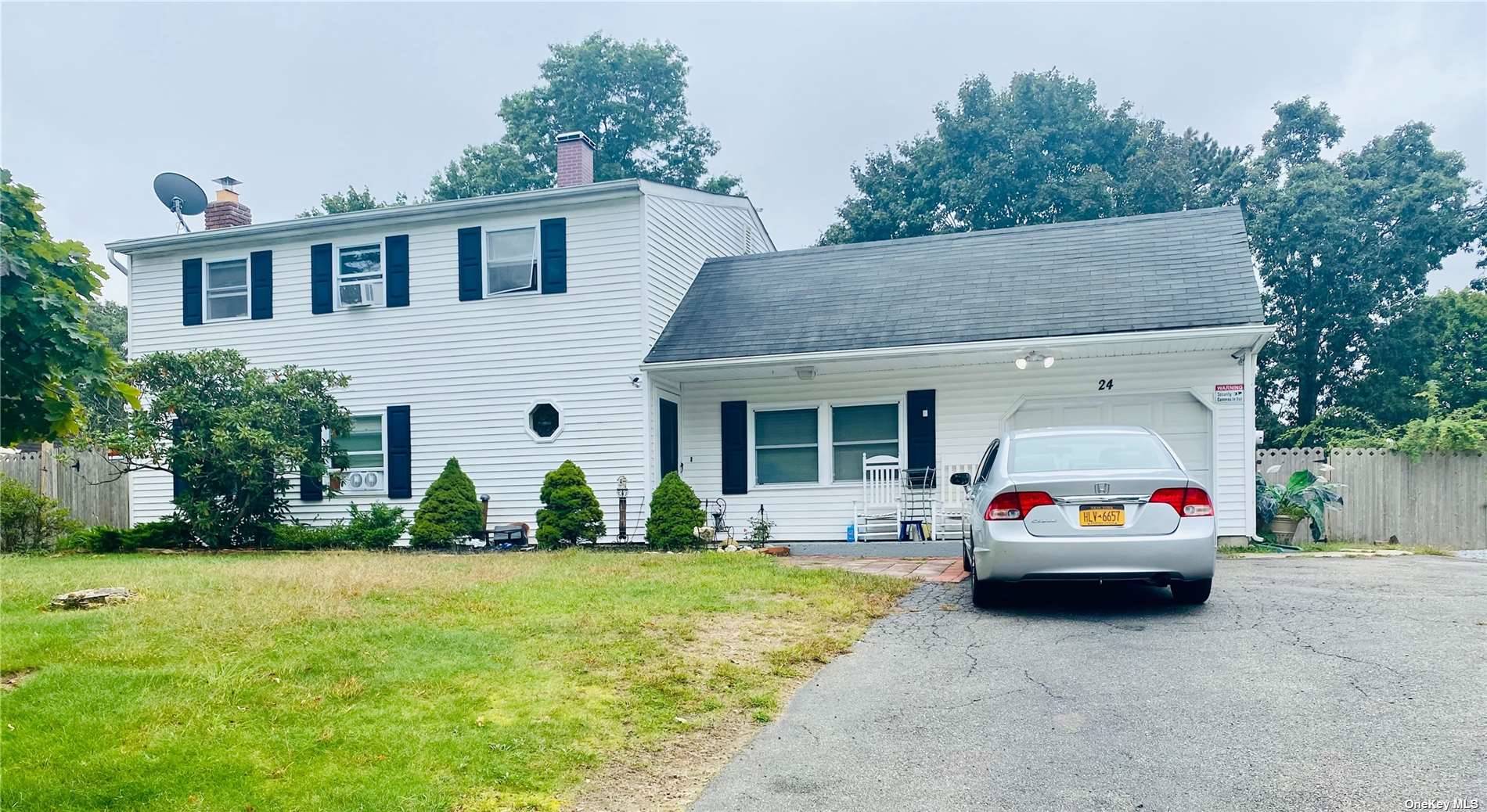 #1 photo, 24 Scotch Pine Drive, Medford , NY 11763