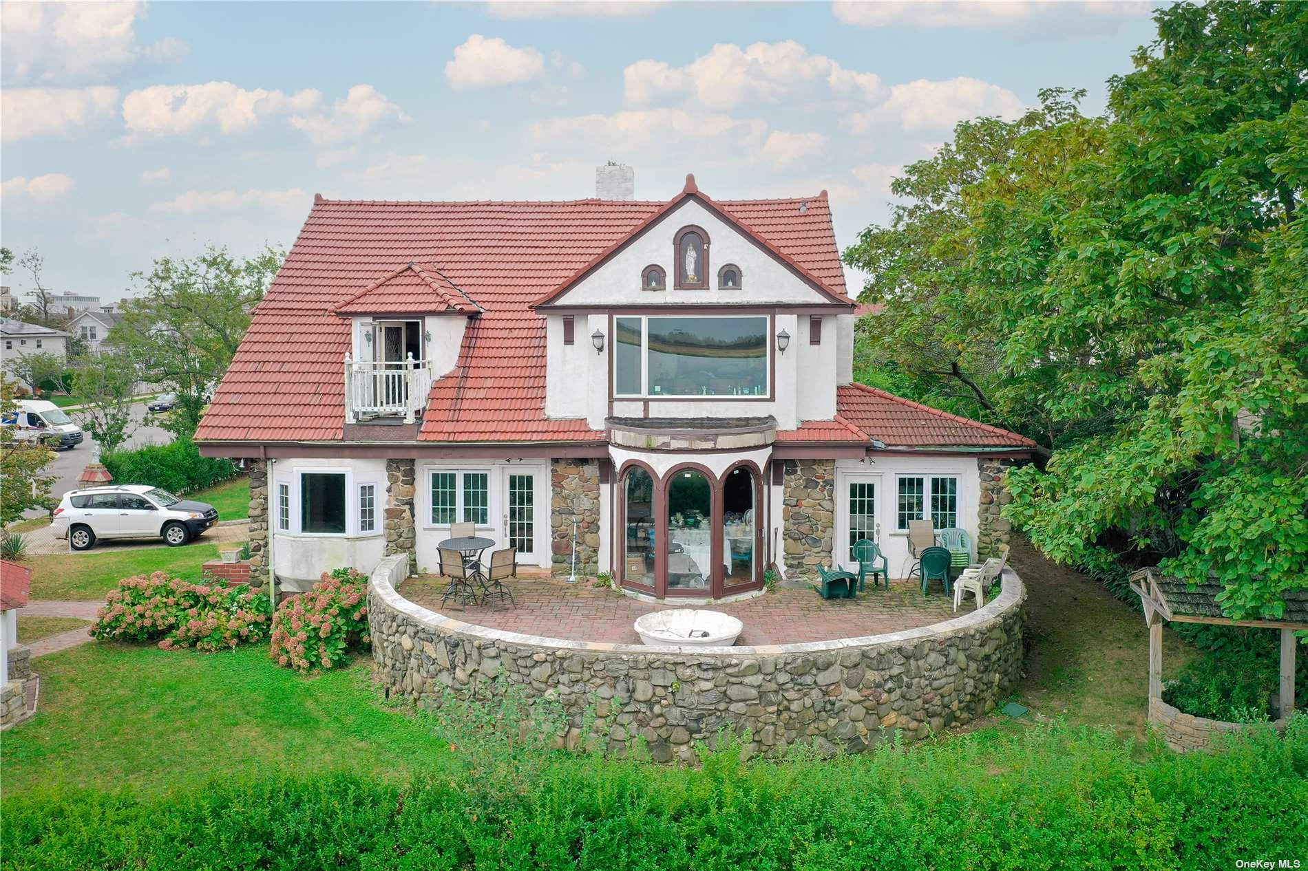 #1 photo, 657 Laurelton Boulevard, 長島 長灘 Long Beach , NY 11561