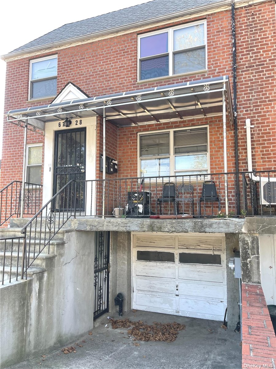 #1 photo, 67-28 Utopia Pkwy, Fresh Meadows , NY 11365