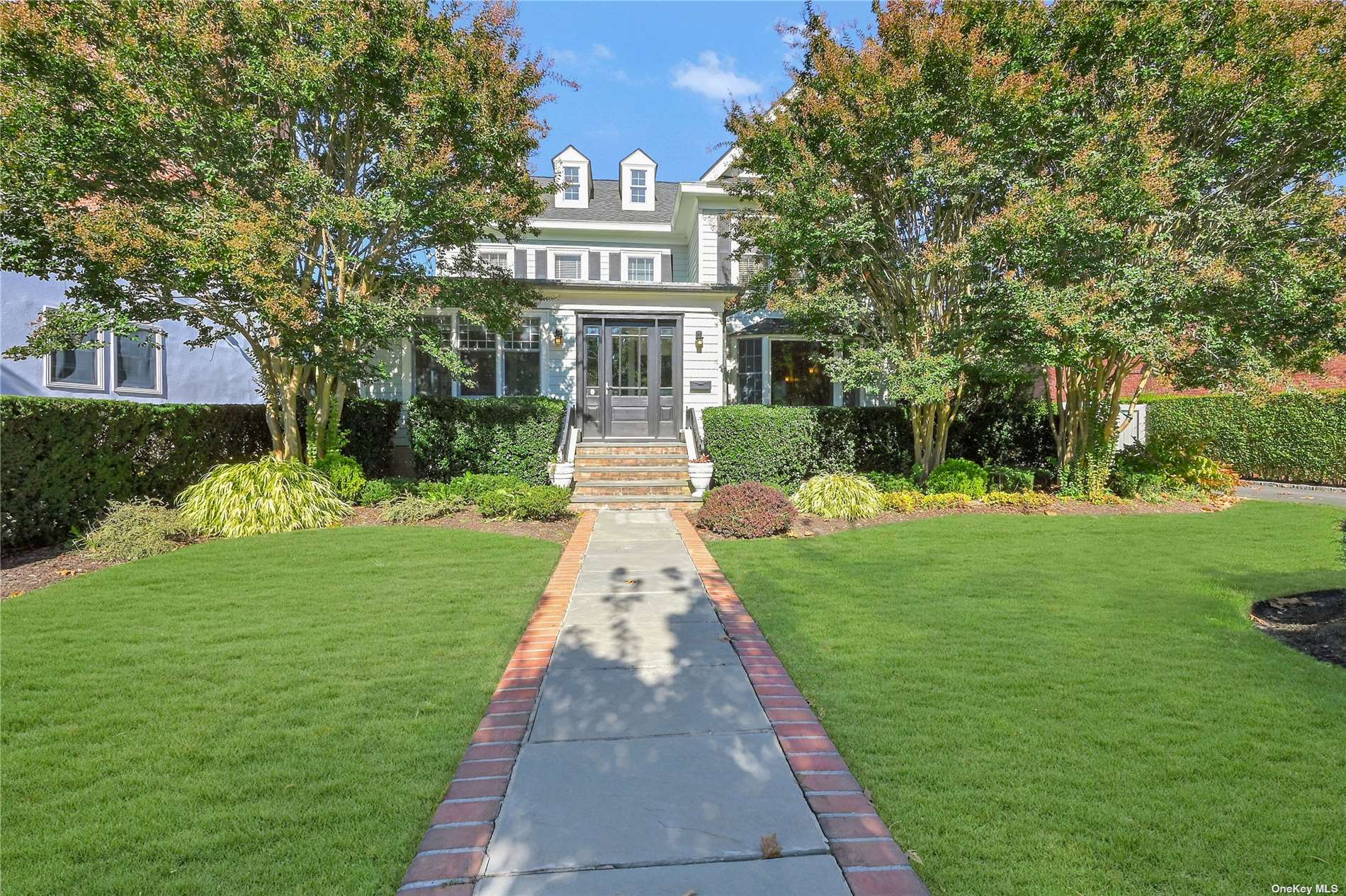 #1 photo, 246 Main Street, Riverhead , NY 11901