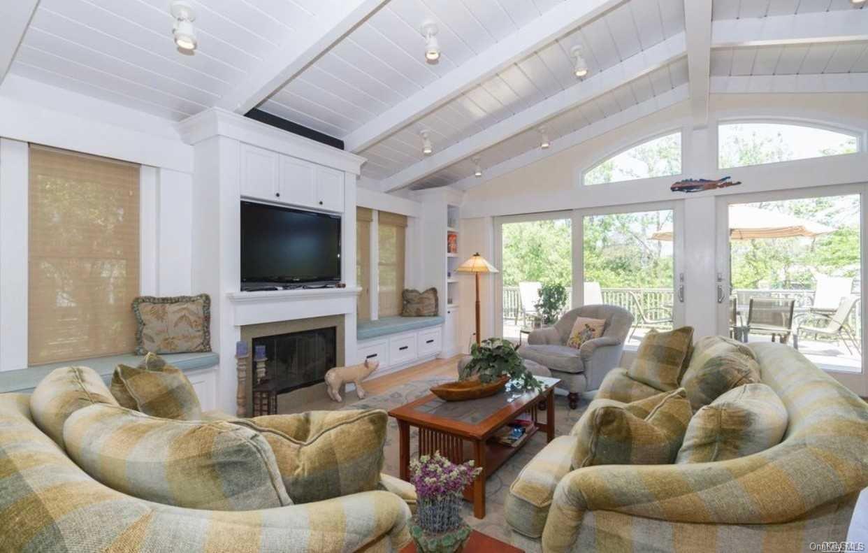 #6 photo, 207 Wilmot Road, Ocean Beach , NY 11770