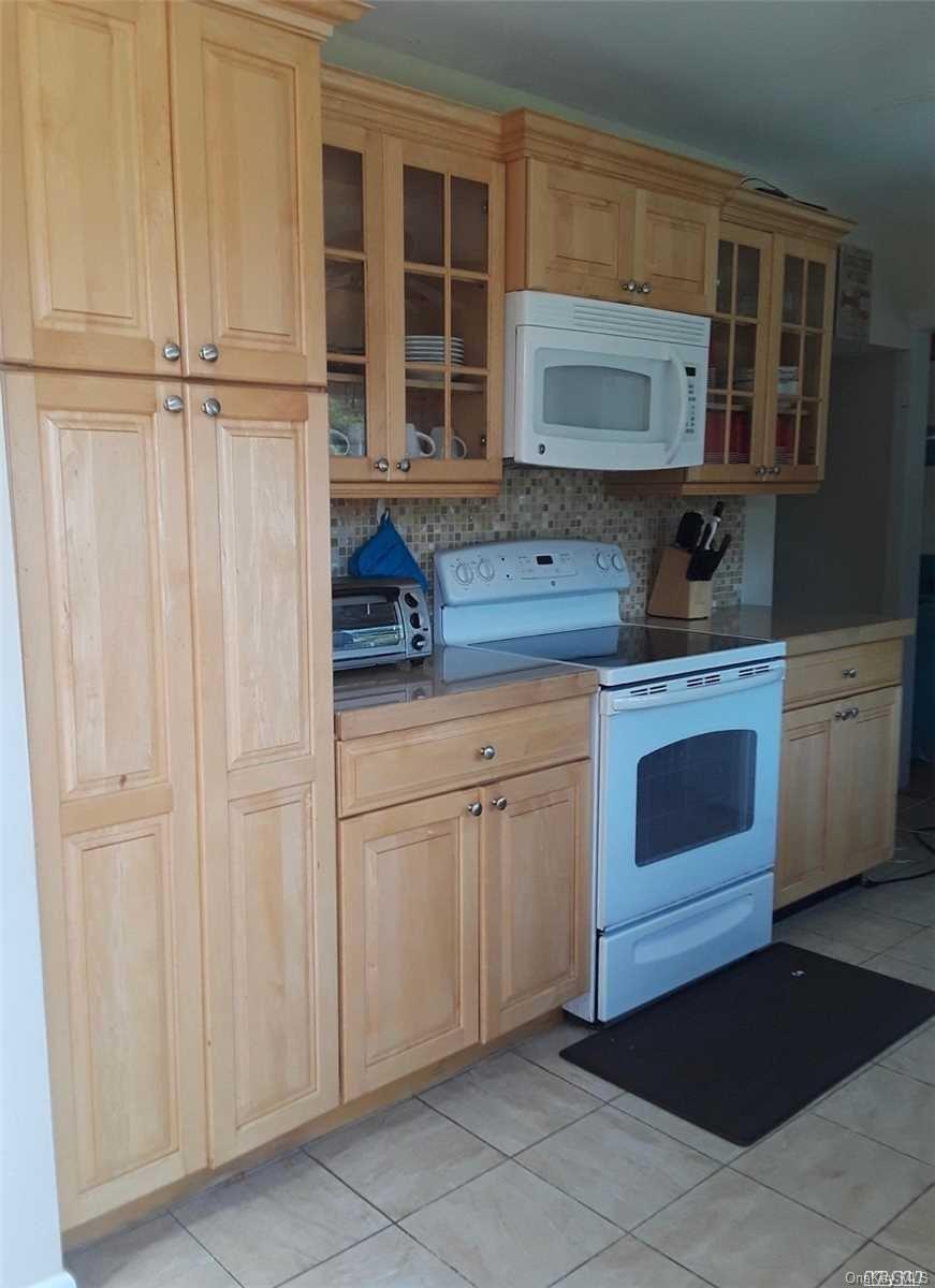 #2 photo, 49 Surf, Ocean Beach , NY 11770